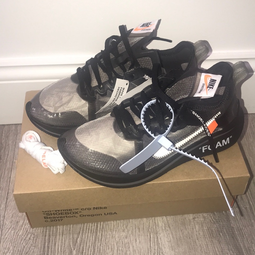 Off-White Nike ZOOM Fly women size 7 - Picture 1 of 1